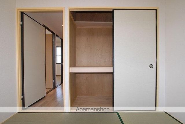 LimpiaルレーヴNの内装写真