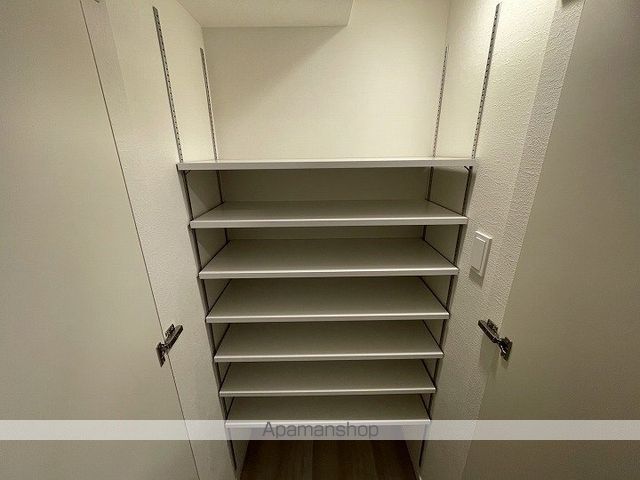 スプランディッド上本町WESTIIの内装写真