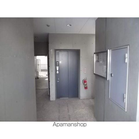 EーHOUSEの玄関写真