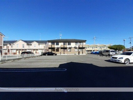 フリーデン末広　Ｂ[2DK/54.76m2]の駐車場1