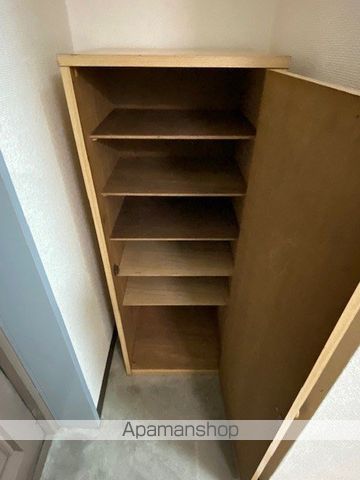 マンションカトレアIの内装写真