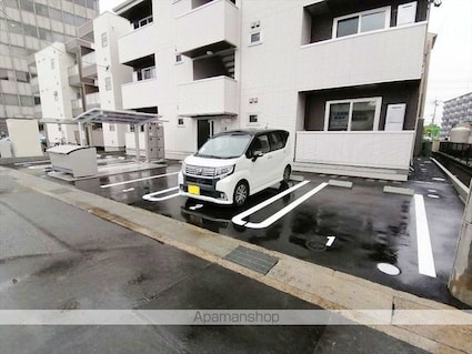 ベイ　ブランシェ老松[1LDK/36.07m2]の駐車場