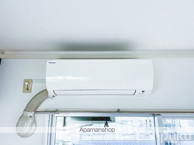 コスモリヴェール朝生田の内装写真