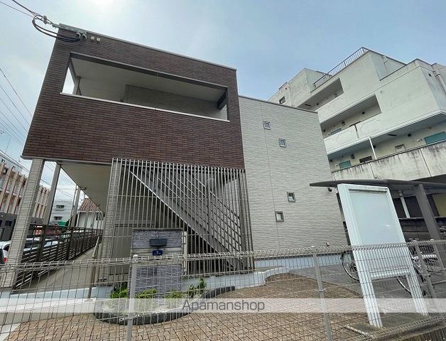クレイノシャノアールの玄関写真