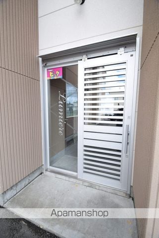 ルミエールの玄関写真