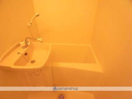 レオパレス聖蹟ロイヤルハイツ[1K/19.87m2]のバス