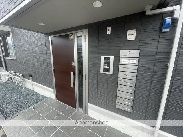 アンジューノ上代 A棟の玄関写真