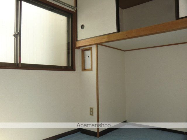シンエービルの内装写真