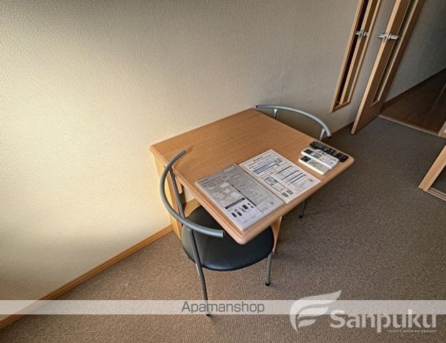 レオネクストモミの木の内装写真