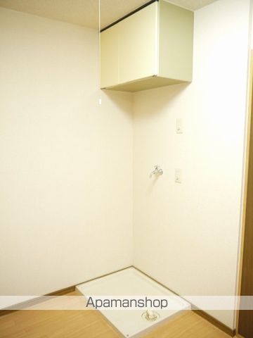 サープラスジュンの内装写真