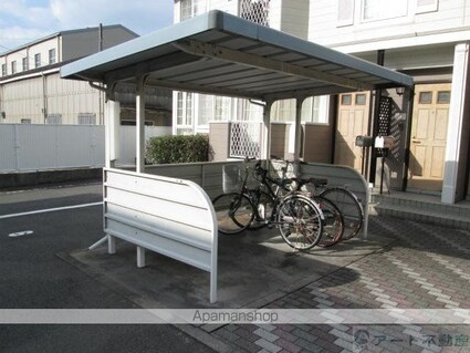 愛媛県松山市北吉田町[2DK/44.34m2]の共用部2