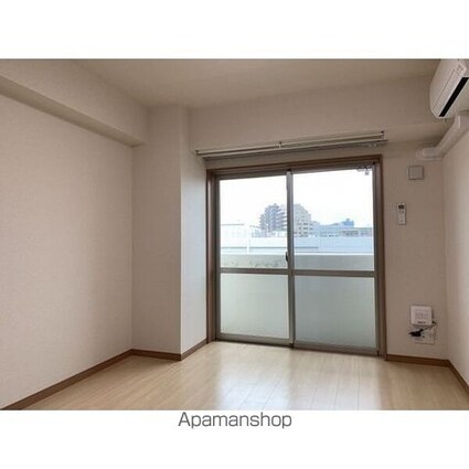 ワイズタワー新栄[1K/21.35m2]のリビング・居間