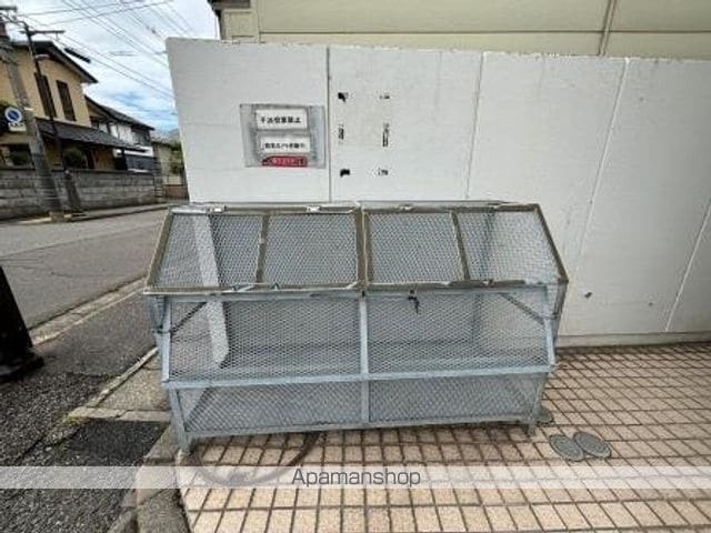 アクシス駅南ウエストの外観写真