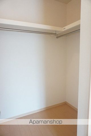 セレブリティ Cの内装写真