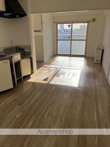ロードサイド24の内装写真