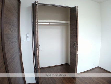 フォルトーナⅤ[1LDK/43.95m2]の収納