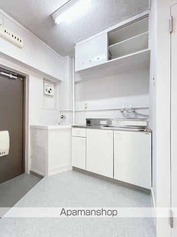 ヴィラナリー切川1号棟の内装写真