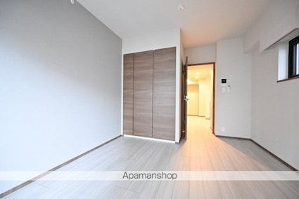 東京都目黒区東山２丁目[1K/26.27m2]のリビング・居間4