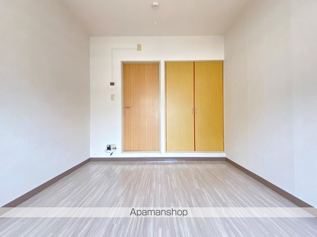 ロイヤルロードの内装写真
