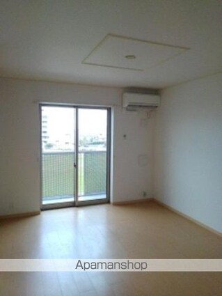 エルフローラ[2LDK/56.59m2]のリビング・居間