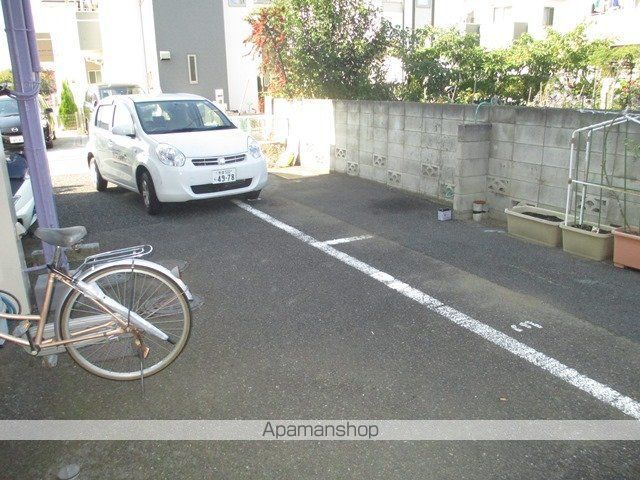 【三鷹市深大寺のマンションの写真】