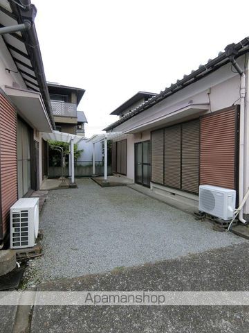御殿場線 大岡駅 徒歩14分 1階建 築52年の玄関写真