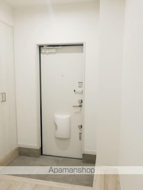 東京都国立市西３丁目[1LDK/52.16m2]の玄関
