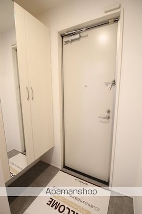 ＤーｒｏｏｍＣＶＩＩ[1LDK/37.92m2]の玄関