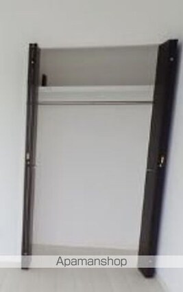 ラティエラ練馬[1LDK/51.6m2]の収納