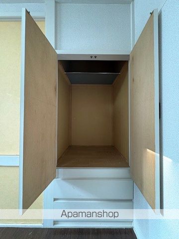緑町6丁目6-3貸家の内装写真
