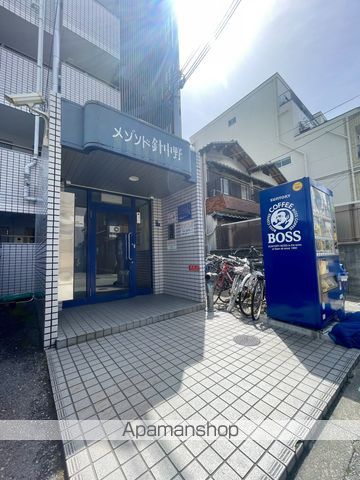 メゾンド針中野の玄関写真