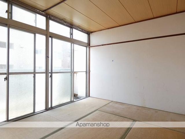 上荒田福永ビルの内装写真