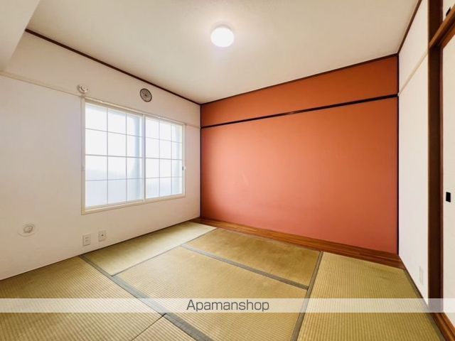 ポチタマたによしの内装写真