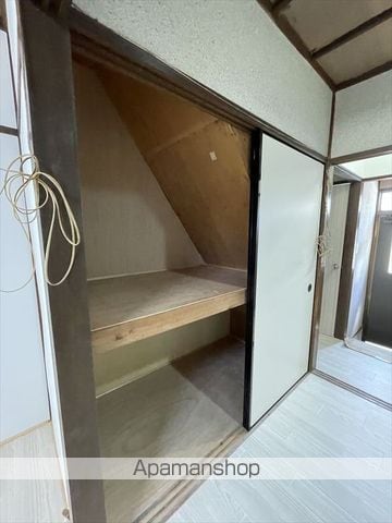 近鉄京都線 久津川駅 徒歩12分 2階建 築58年の内装写真