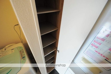 レオパレスＫイング[1K/19.87m2]の収納1