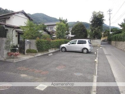 長野県長野市大字安茂里大門[1K/25.92m2]の駐車場