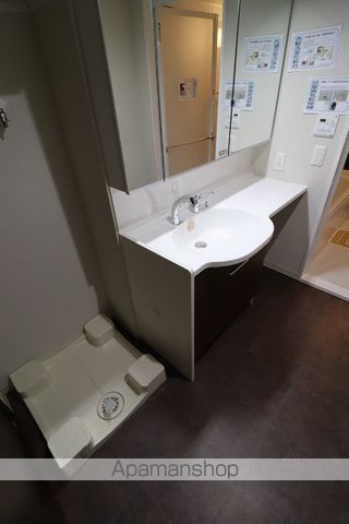 SHALLOW GARDEN B棟の内装写真