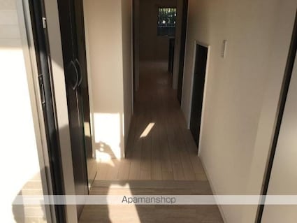 Ｓｔａｒ　Ｄｕｓｔ　Ｈｉｌｌｓ[1LDK/39.76m2]の玄関