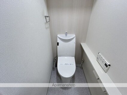 広島県広島市中区猫屋町[3DK/68.1m2]のトイレ