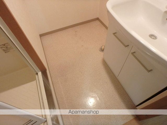 イーリス宮の丘虹の橋の内装写真