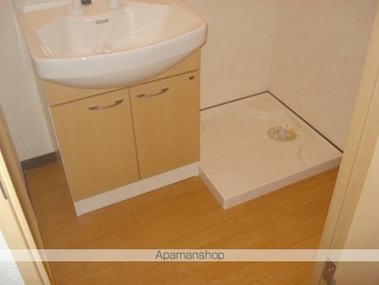 ルーエンビレッジＣ[1LDK/36m2]の内装3