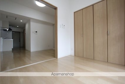 ＭＡＹＦＡＩＲ　ＫＩＹＯＭＡＣＨＩ　ＰＲＥＭＩＵＭ[1LDK/32.2m2]のリビング・居間