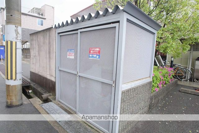 レオパレスラックコートの玄関写真