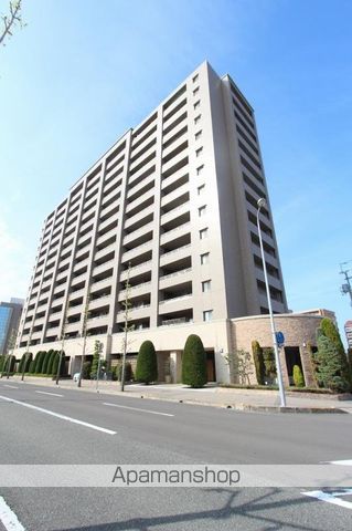 サーパス高松駅前フレシアサンポートの外観写真