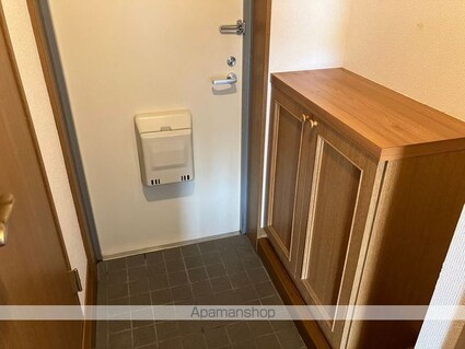 アプリコット二の宮[3LDK/63.75m2]の玄関