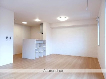 グローリアス　ＩＩＩ[1LDK/53.48m2]のリビング・居間