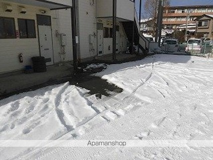 トーキュウハイツ本町通[1K/24.78m2]の駐車場3