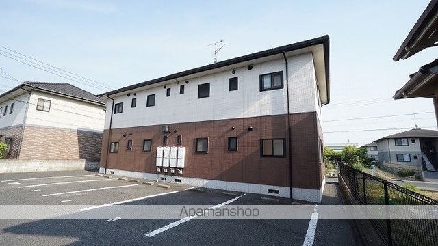 ロンクー A棟の外観写真