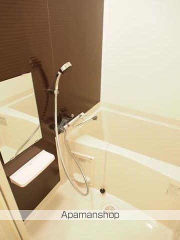 ラグゼ弁天町の内装写真