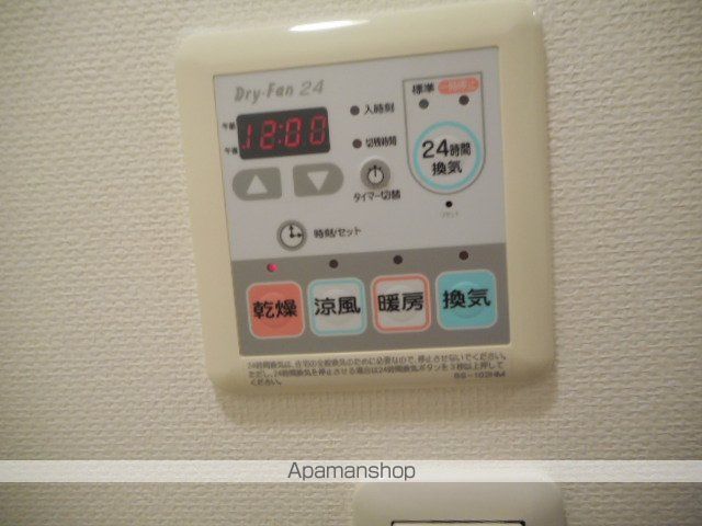 ドゥーエ西大島の内装写真